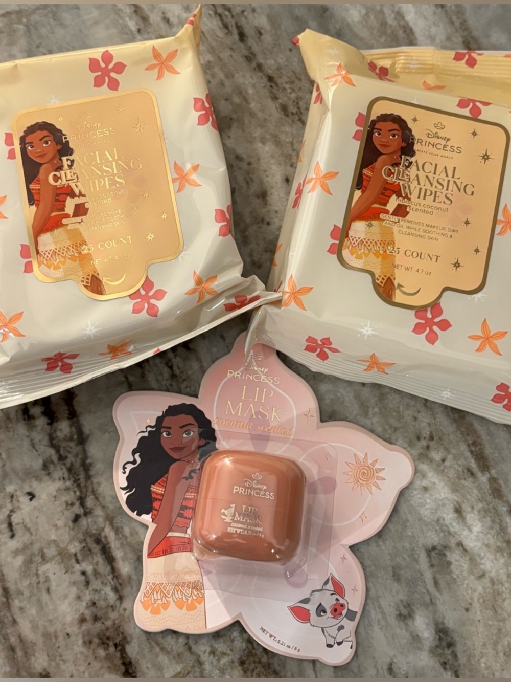 Disney Princess Moana Lip Mask & Facial Cleansing Wipes - Peach, Pink